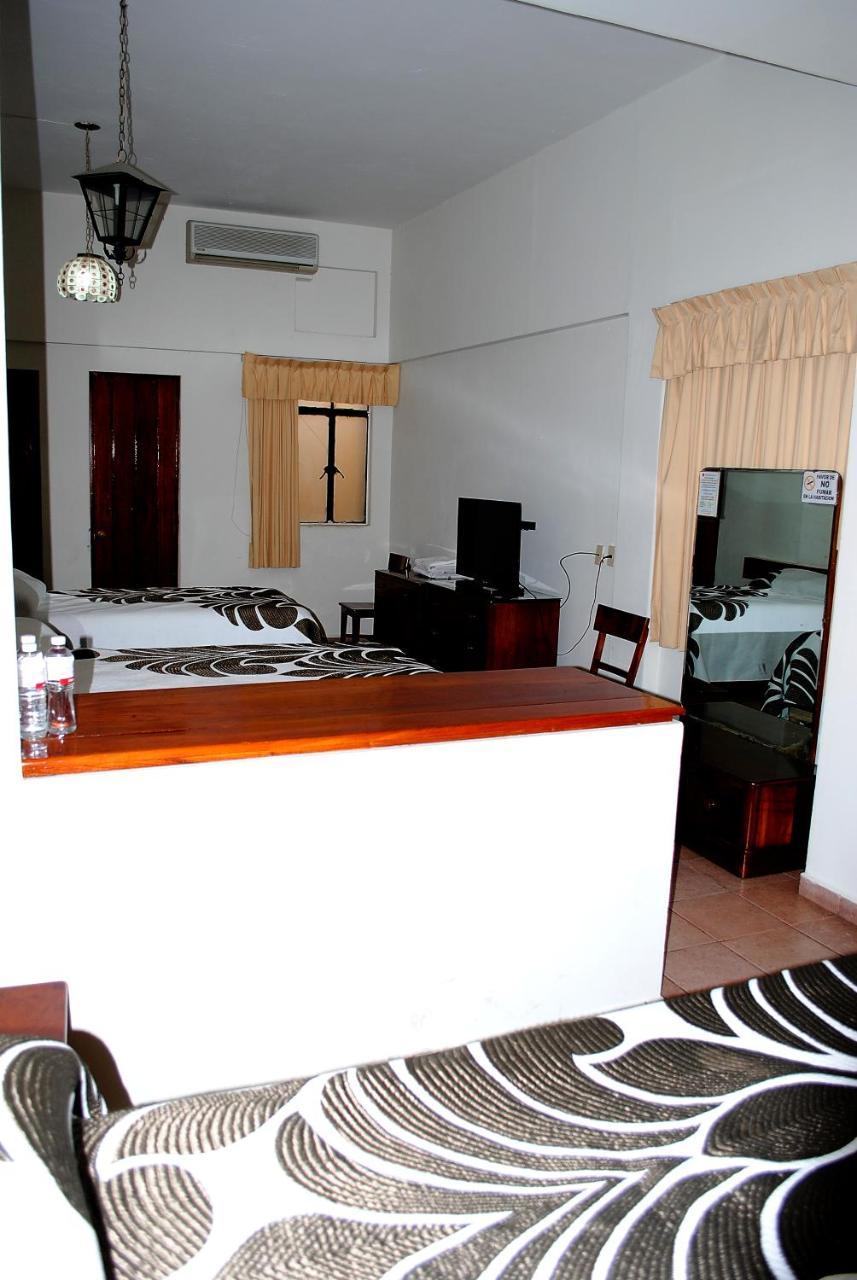 Hotel Posada Del Sol Apatzingan de la Constitucion Екстер'єр фото