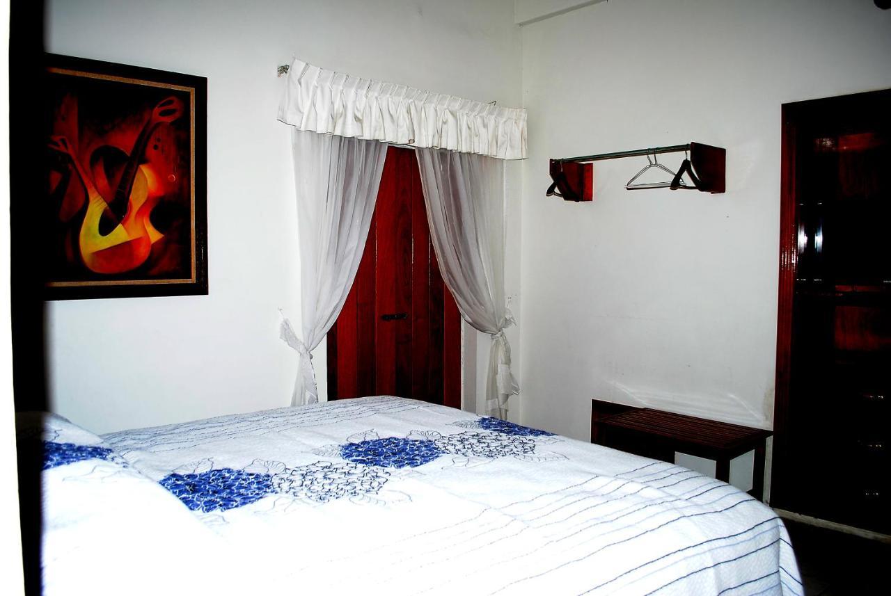Hotel Posada Del Sol Apatzingan de la Constitucion Екстер'єр фото